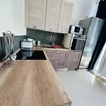 Hillview Duplex Penthouse Apartment *