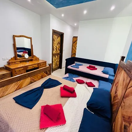 Hillview Duplex Penthouse *