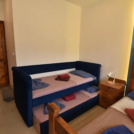 Hillview Duplex Penthouse With Private Hot Tub * St. Paul's Bay