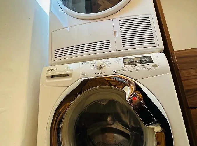 Apartment Hillview Duplex Penthouse