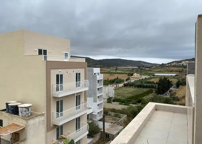 Hillview Duplex Penthouse St. Paul's Bay