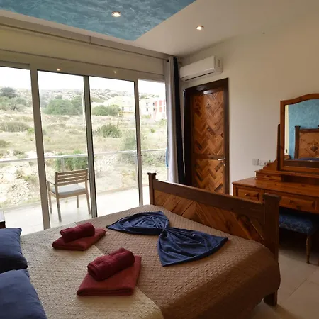 Hillview Duplex Penthouse